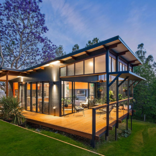 Mẫu nhà lắp ghép dân dụng có sân vườn thoáng đãng